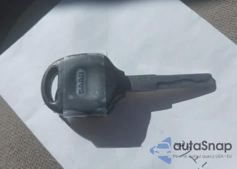 1998 Saab 900 S z USA, uszkodzony, nr VIN YS3DD55B7W2015355